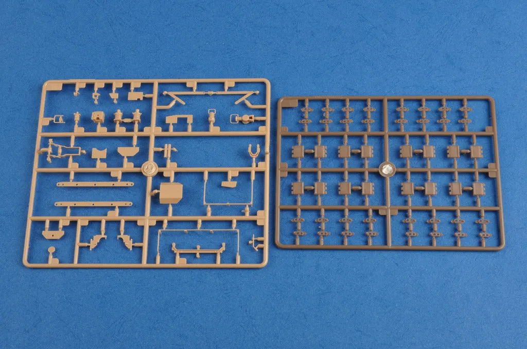 Hobby Boss Military 1/35 Schneider CA Early Kit